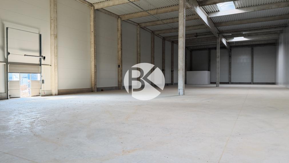 Moderná logistická a priemyselná hala pri D1 | Senec