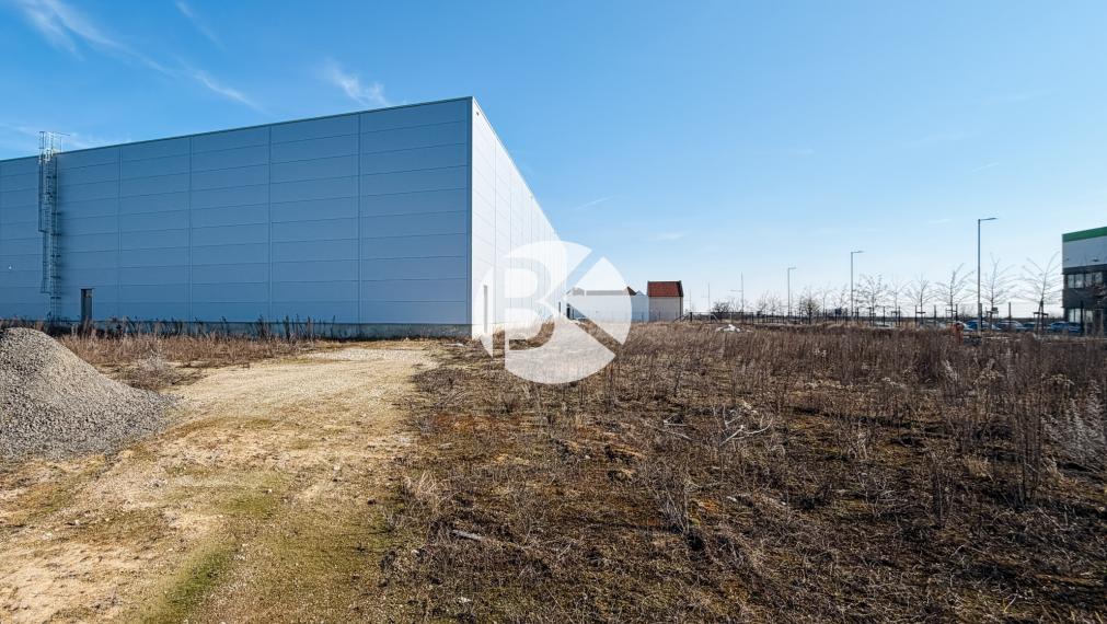 Moderná logistická a priemyselná hala pri D1 | Senec