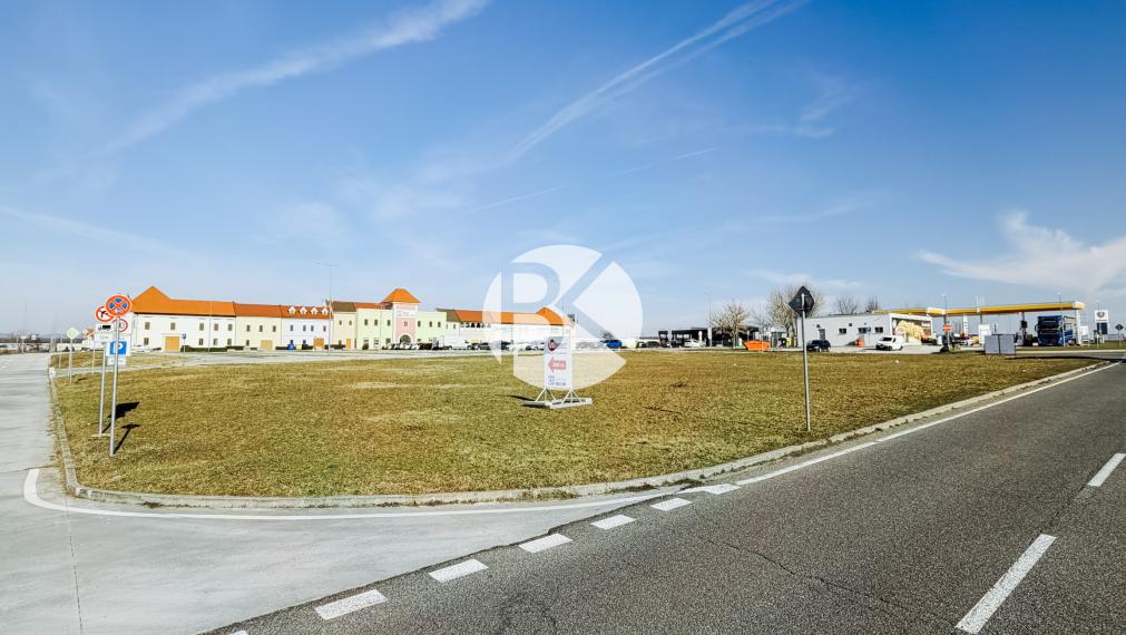 2 730 m²| POZEMOK – Viditeľnosť, dostupnosť, potenciál