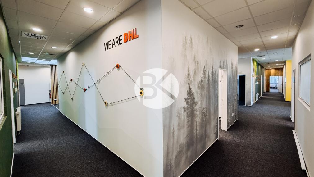 Moderná kancelárska budova | 1 065 m² | Parkovanie