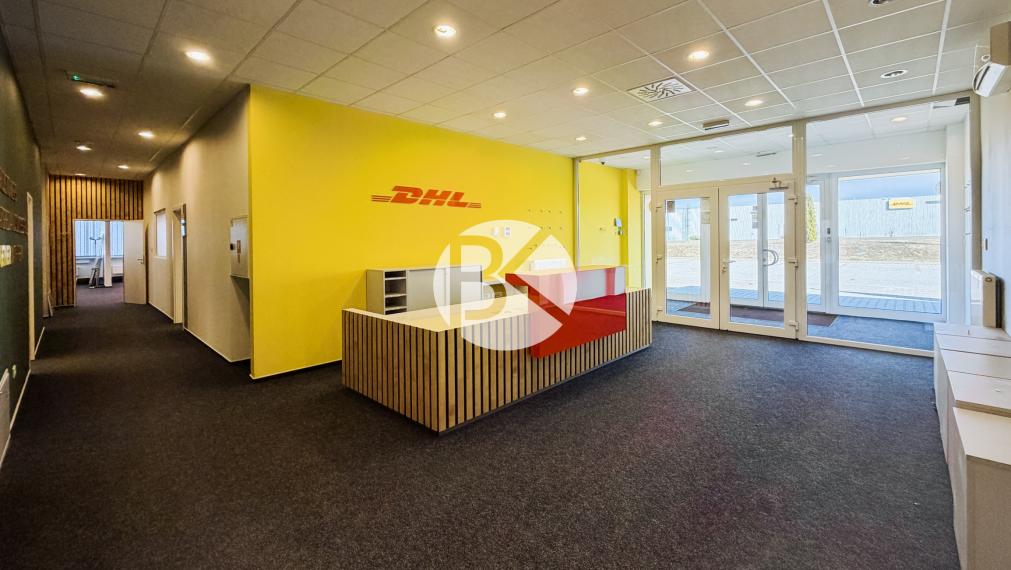 Moderná kancelárska budova | 1 065 m² | Parkovanie