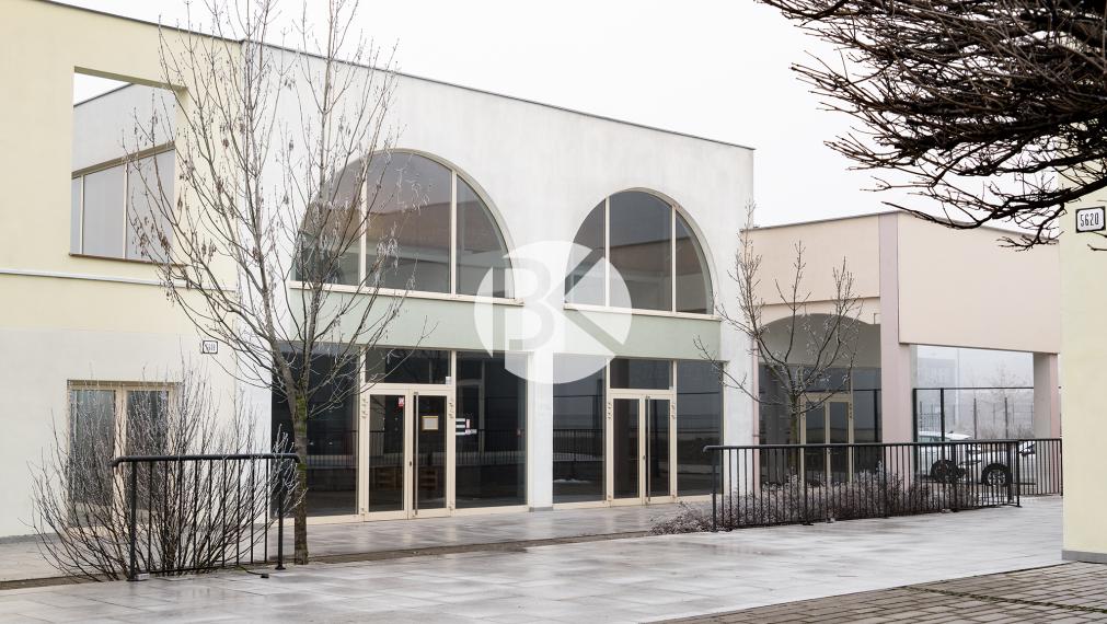 PRENÁJOM | Jednotka 25