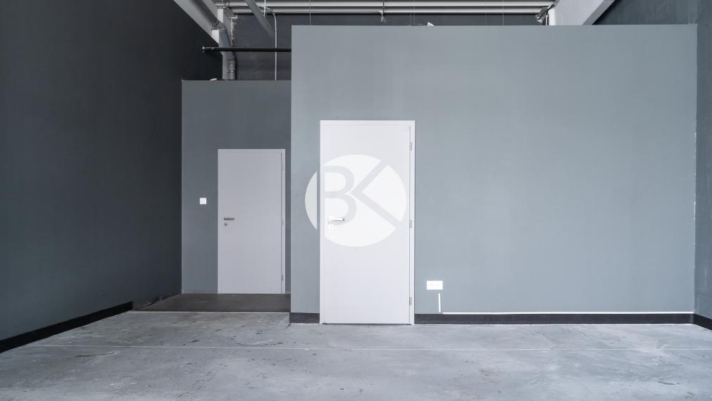 PRENÁJOM | Jednotka 25