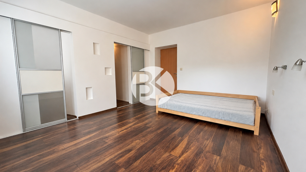 Svetlý a klimatizovaný 3,5-izbový byt s veľkorysou výmerou 100 m² v srdci Trnávky