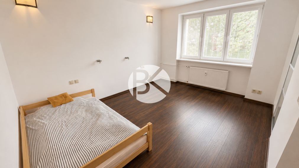 Svetlý a klimatizovaný 3,5-izbový byt s veľkorysou výmerou 100 m² v srdci Trnávky