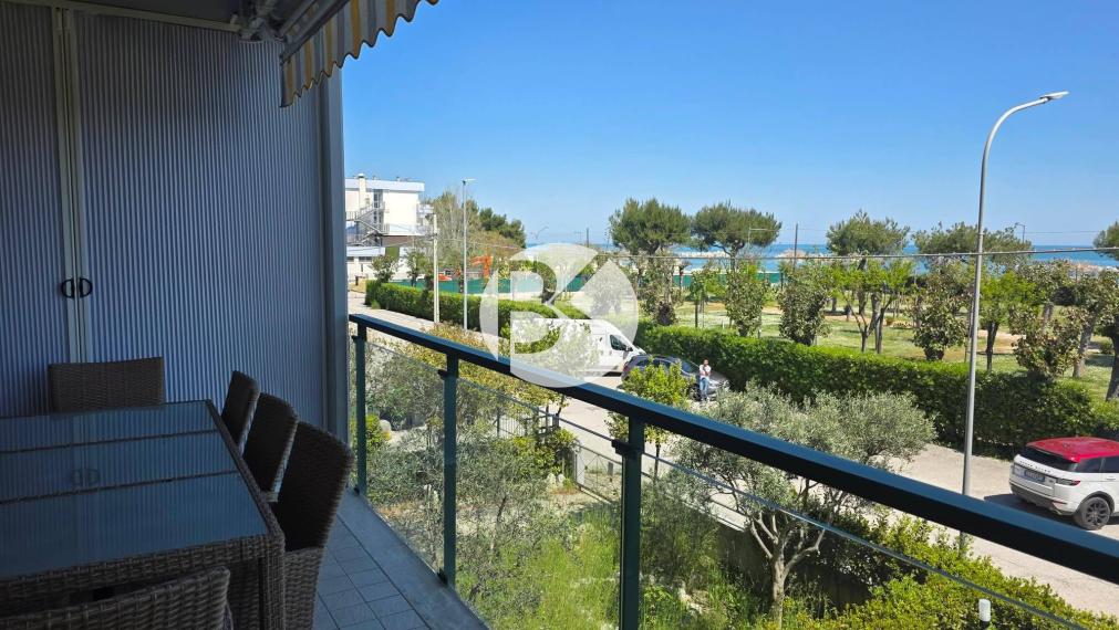 Apartmán s výhľadom na more – BARI, Taliansko