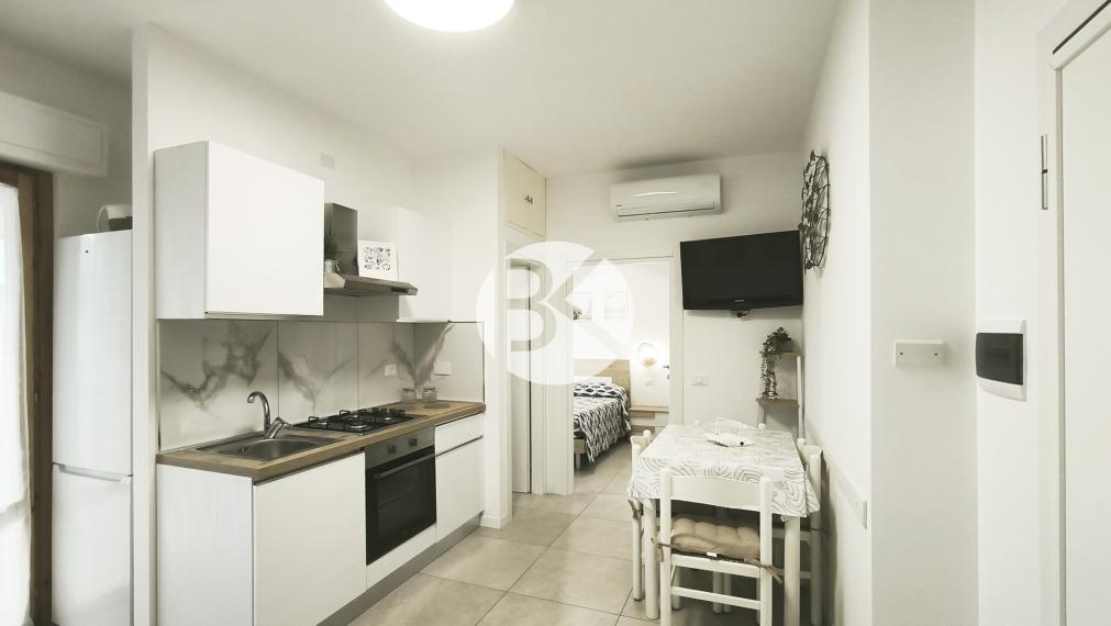 2-izbový apartmán po kompletnej rekonštrukcii s výhľadom na more – BARI, Taliansko