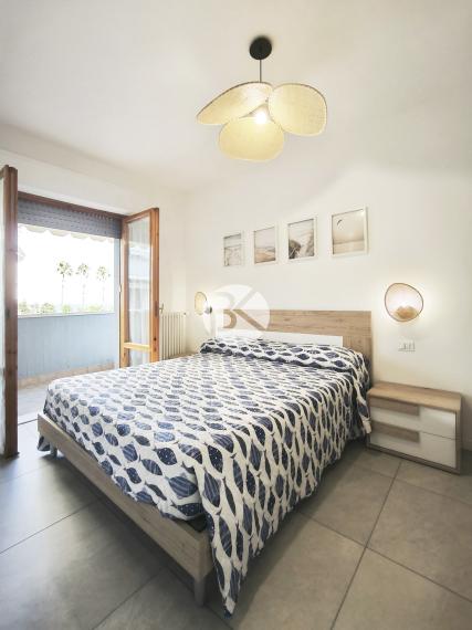 2-izbový apartmán po kompletnej rekonštrukcii s výhľadom na more – BARI, Taliansko
