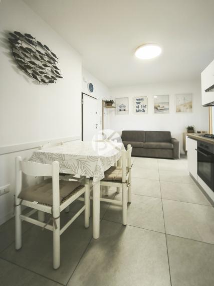 2-izbový apartmán po kompletnej rekonštrukcii s výhľadom na more – BARI, Taliansko