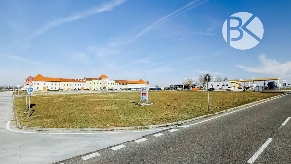 2.730 m²| POZEMOK – Viditeľnosť, dostupnosť, potenciál