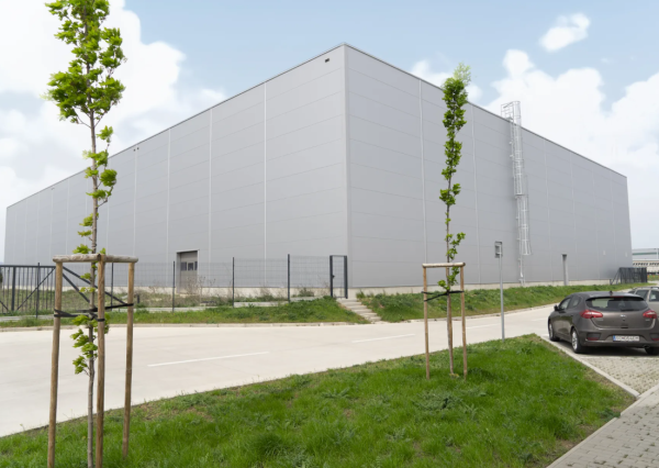 Moderná logistická a priemyselná hala pri D1 | Senec