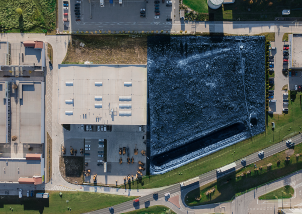 PREDAJ - Priemyselný pozemok so stavebným povolením na halu